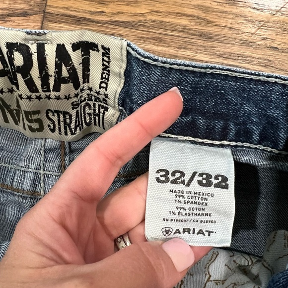 Men's Ariat M5 Slim Straight Jeans - Faded Blue - Picture 3 of 4